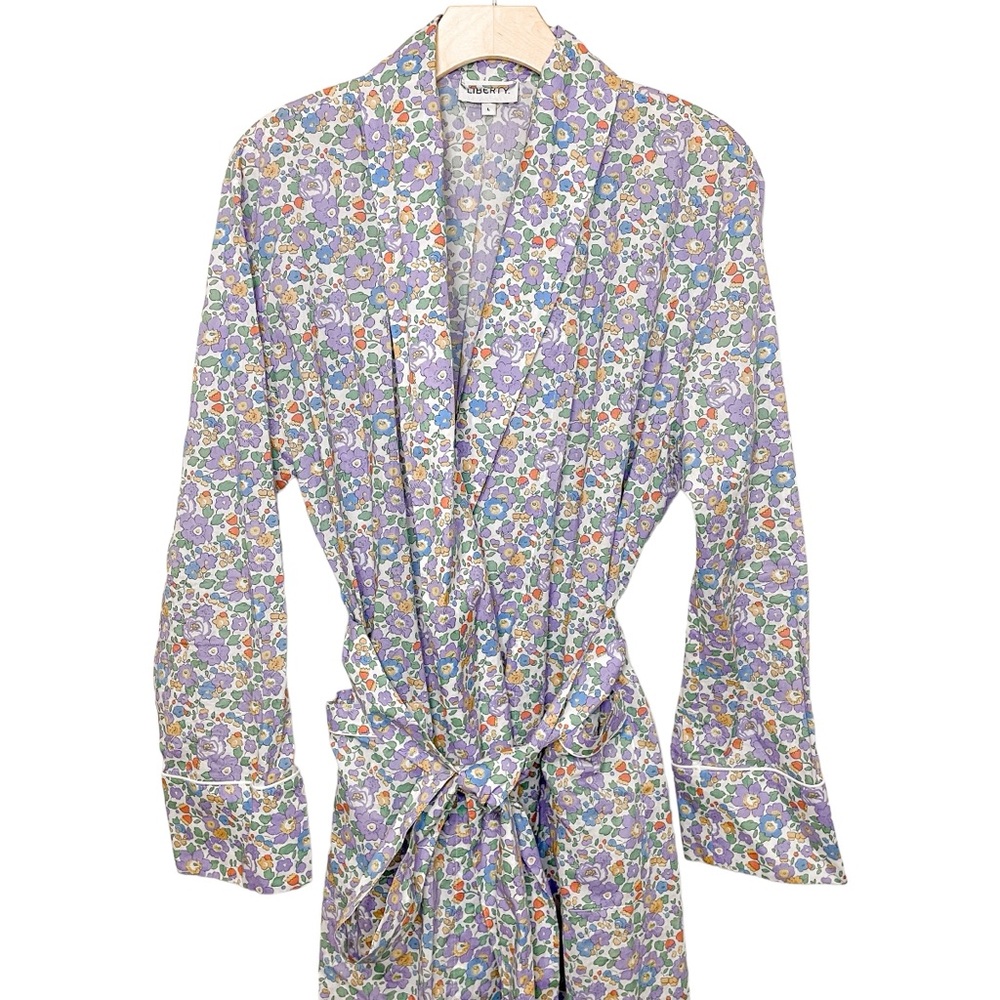 NWOT LIBERTY Long Robe, Large